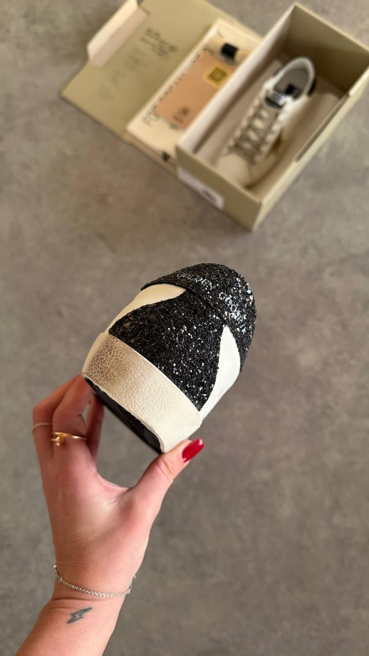 Golden Goose Superstar White Gold Star Black Heel