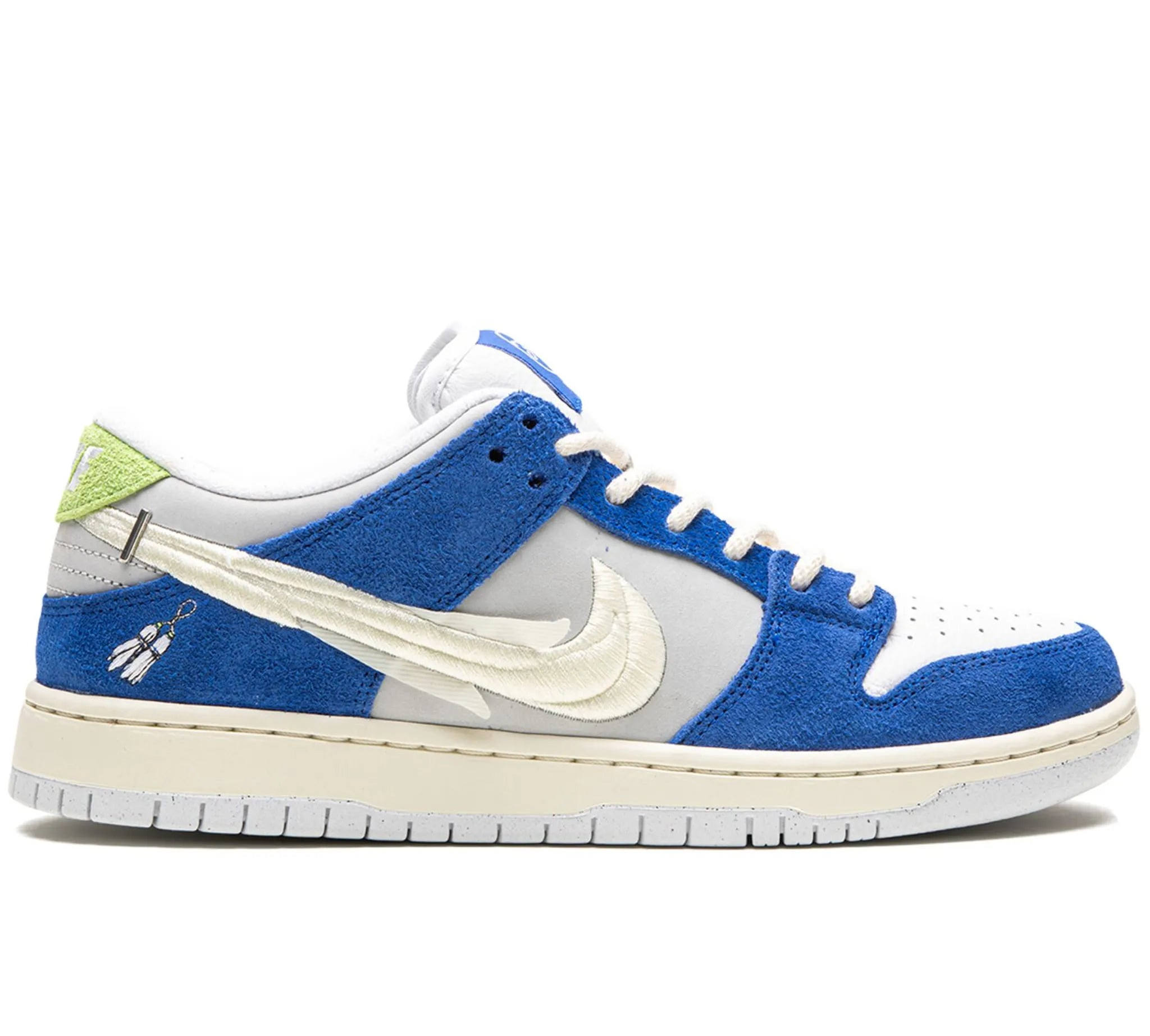 Nike x Fly Streetwear SB Dunk Low "Gardenia"