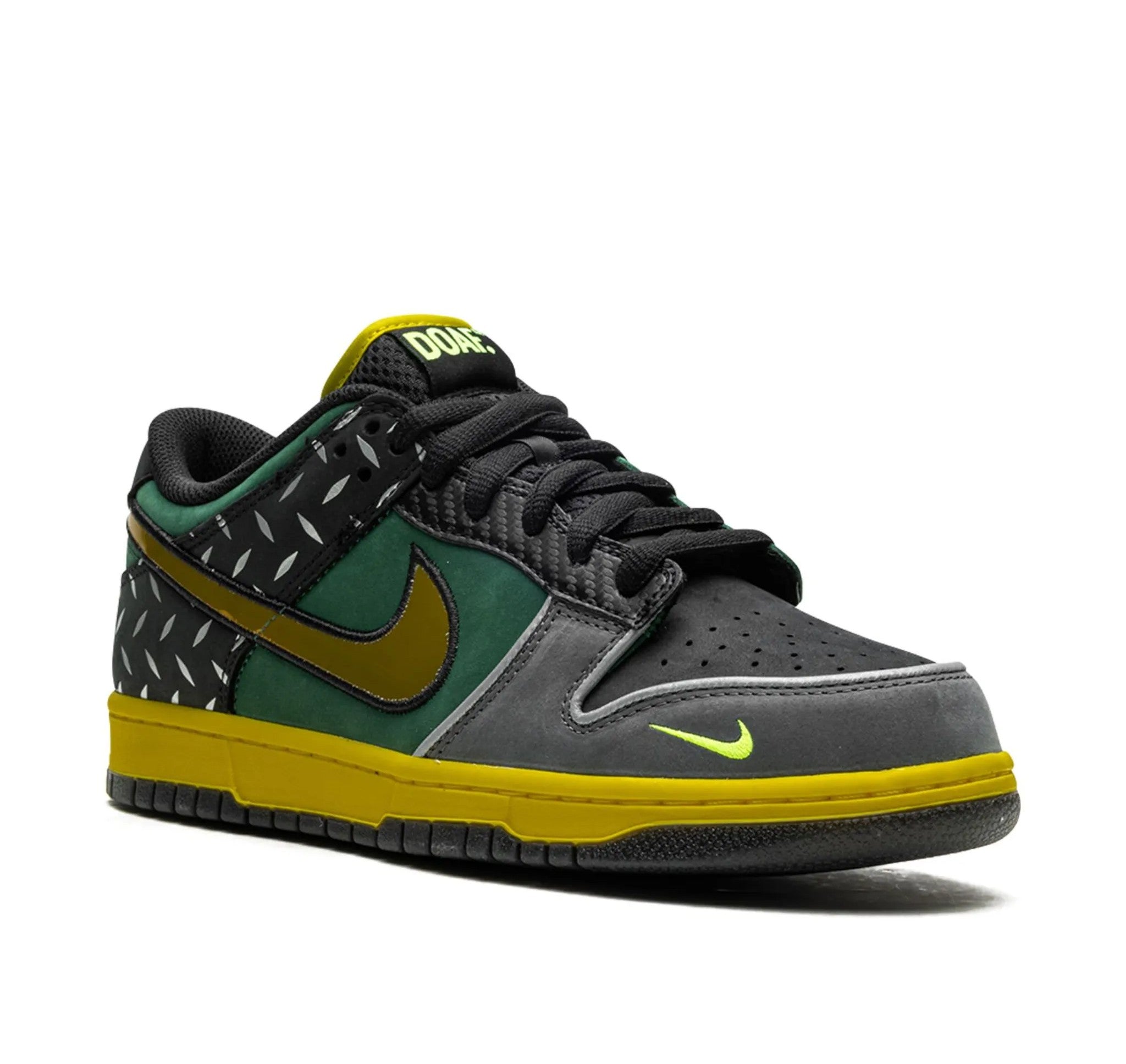 Nike x DOAF Dunk Low "What The Duck- University of Oregon Home"