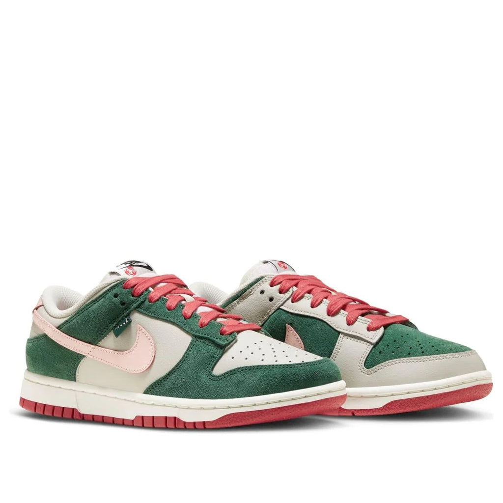 Nike Dunk Low SE 'All Petals United'