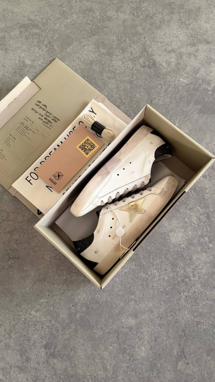 Golden Goose Superstar White Gold Star Black Heel