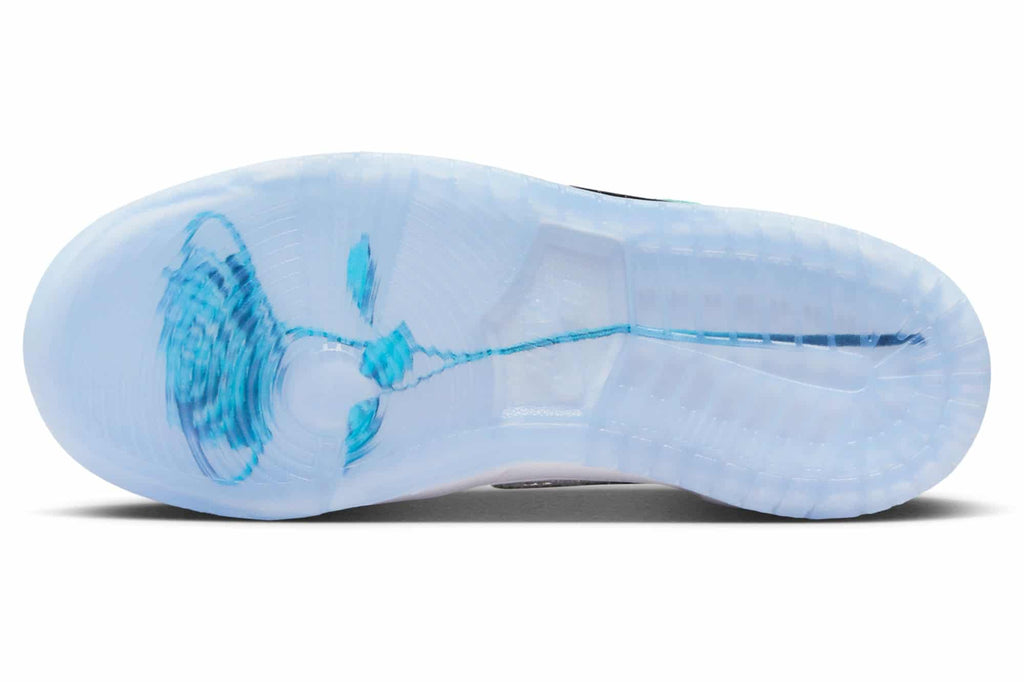 Nike SB x April Skateboards Dunk Low