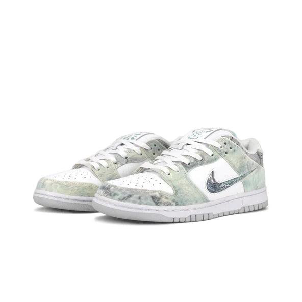 Nike Dunk Low CNY Year of The Dragon