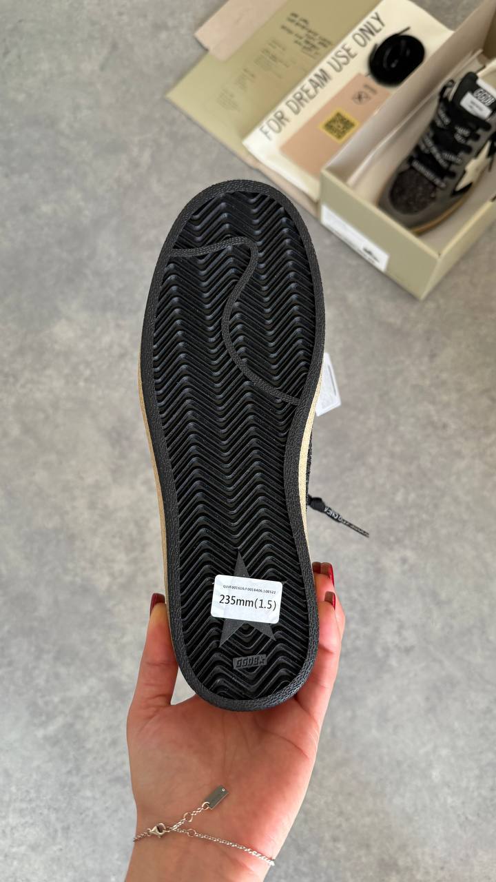 Golden Goose Ball Star Black