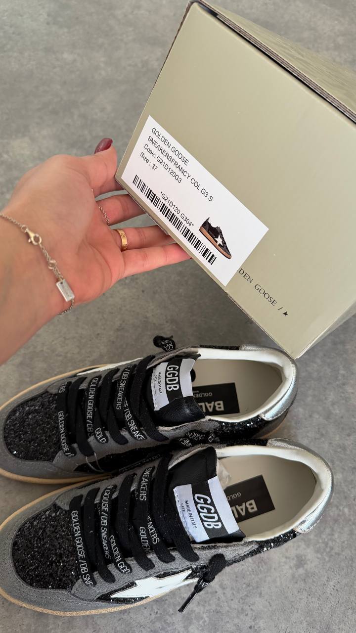 Golden Goose Ball Star Black