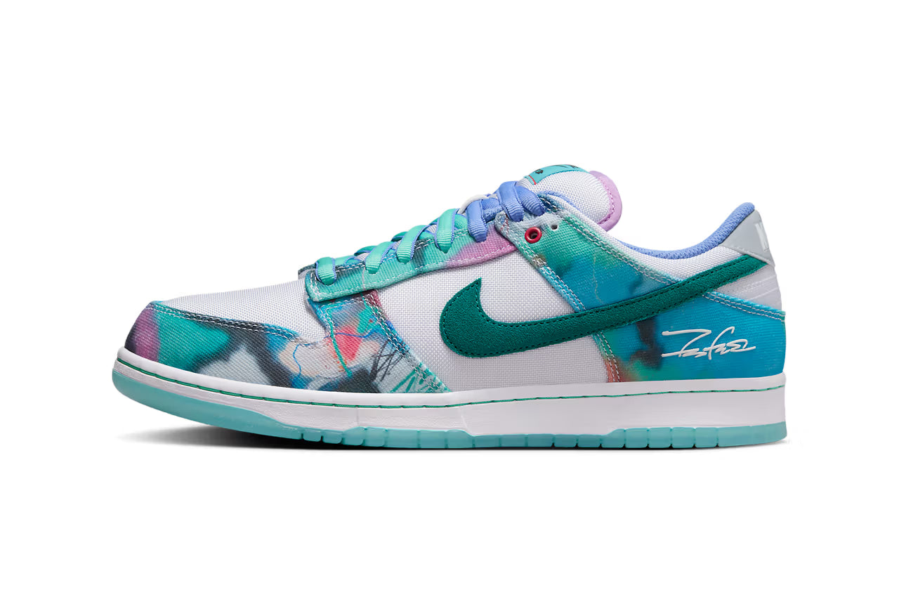 Nike SB Dunk Low x Futura Laboratories