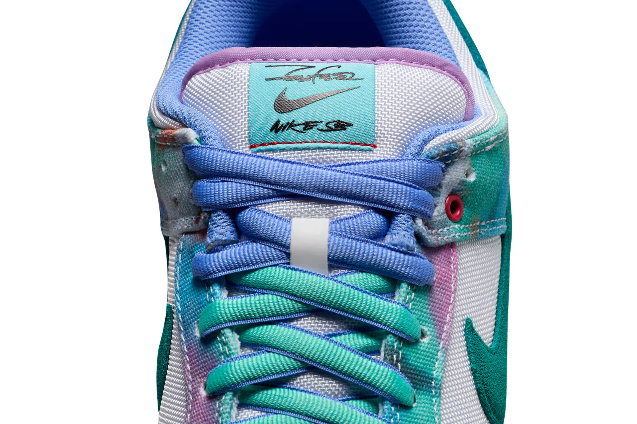 Nike SB Dunk Low x Futura Laboratories