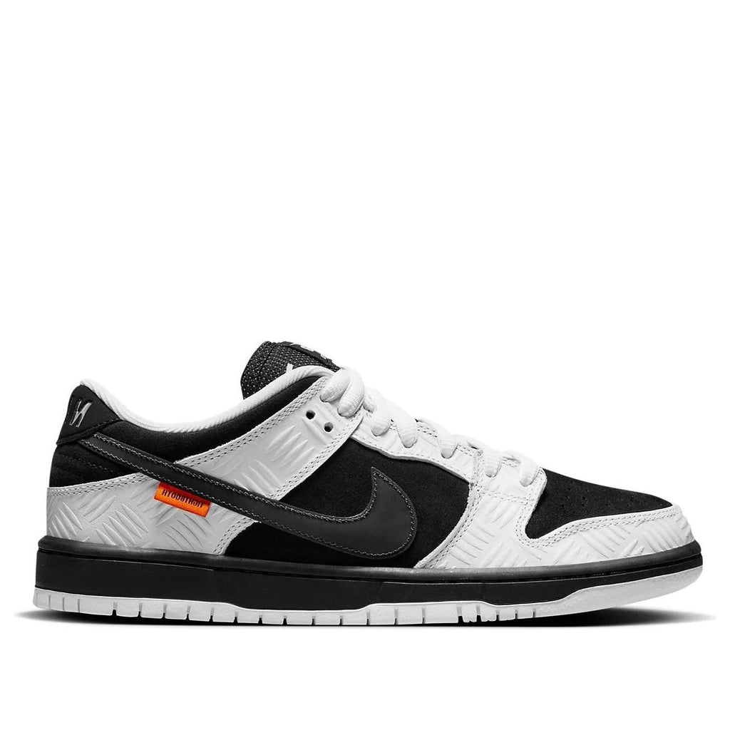 Nike x TIGHTBOOTH SB Dunk Low 'White Black'