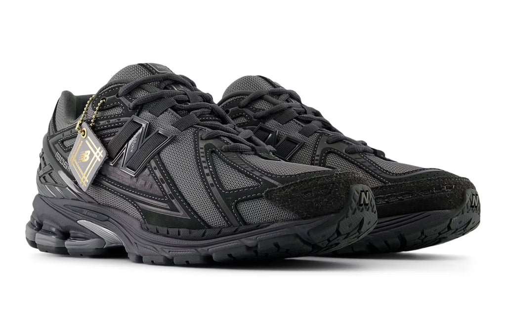 New Balance 1906R Goes Greyscale